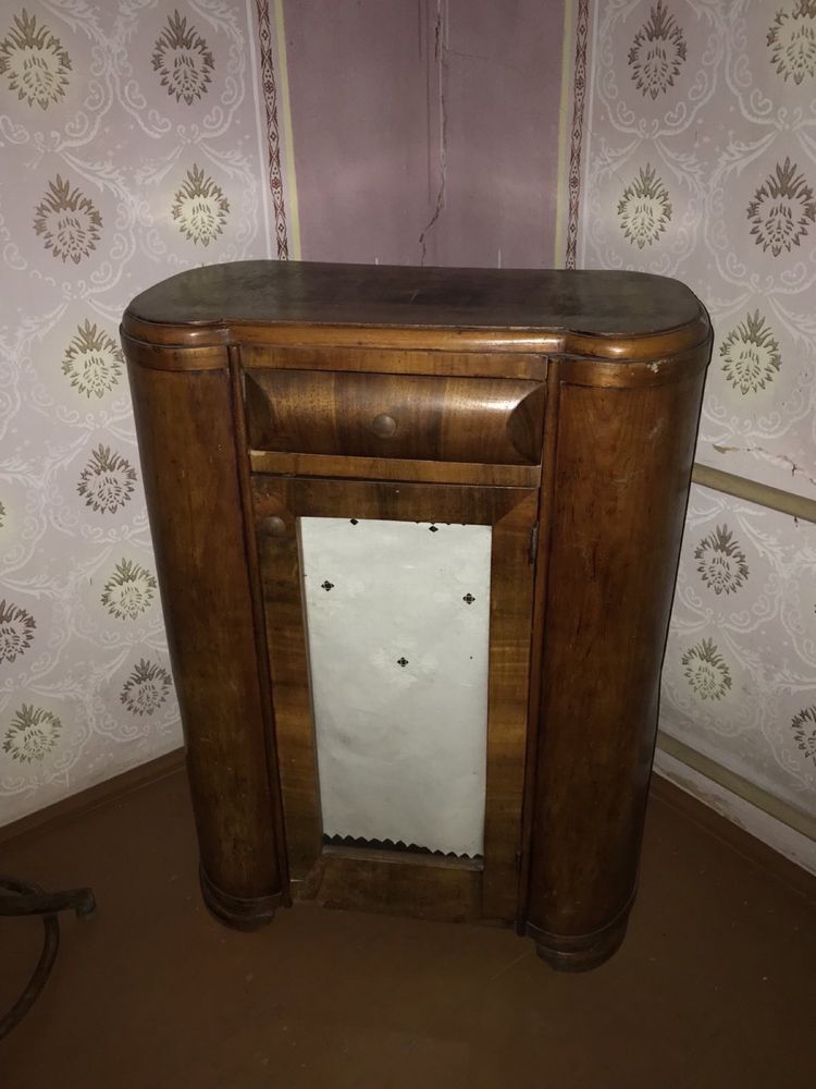 Продам великі шкафи