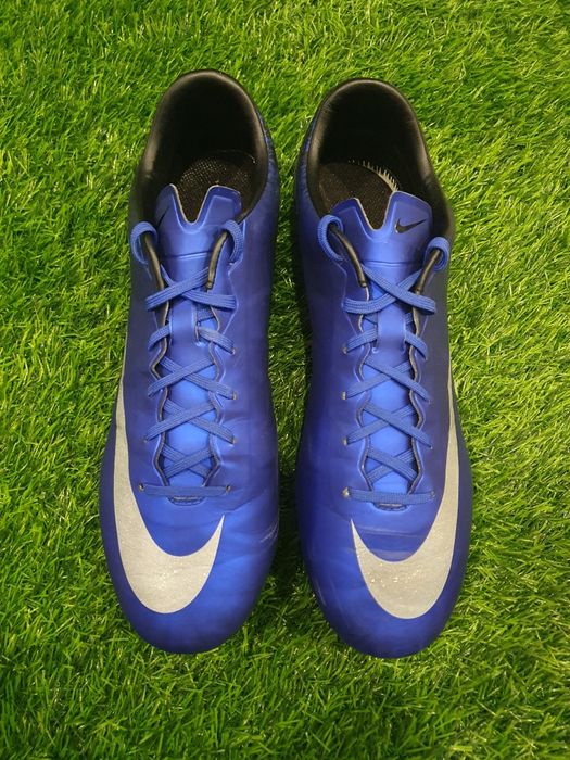 Półprofesjonalne Pro korki Nike Mercurial Veloce II FG 42