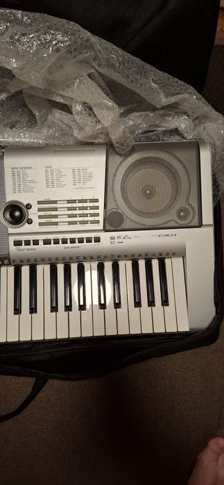 Синтезатор yamaha psr e403