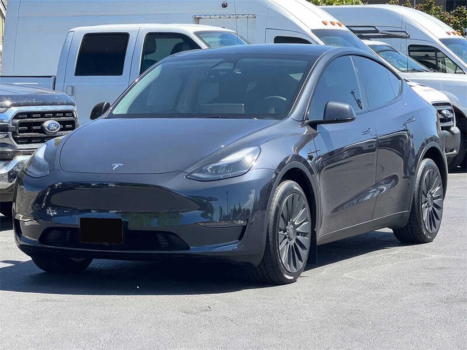 2024 Tesla Model Y Long Range