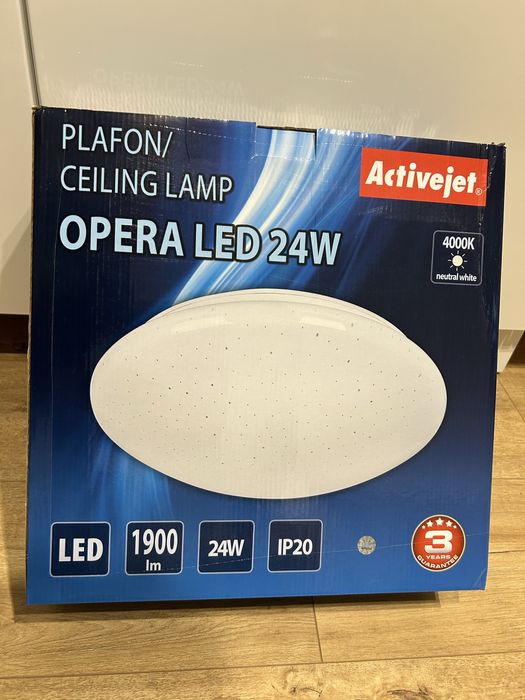 Lampa sufitowa nowa