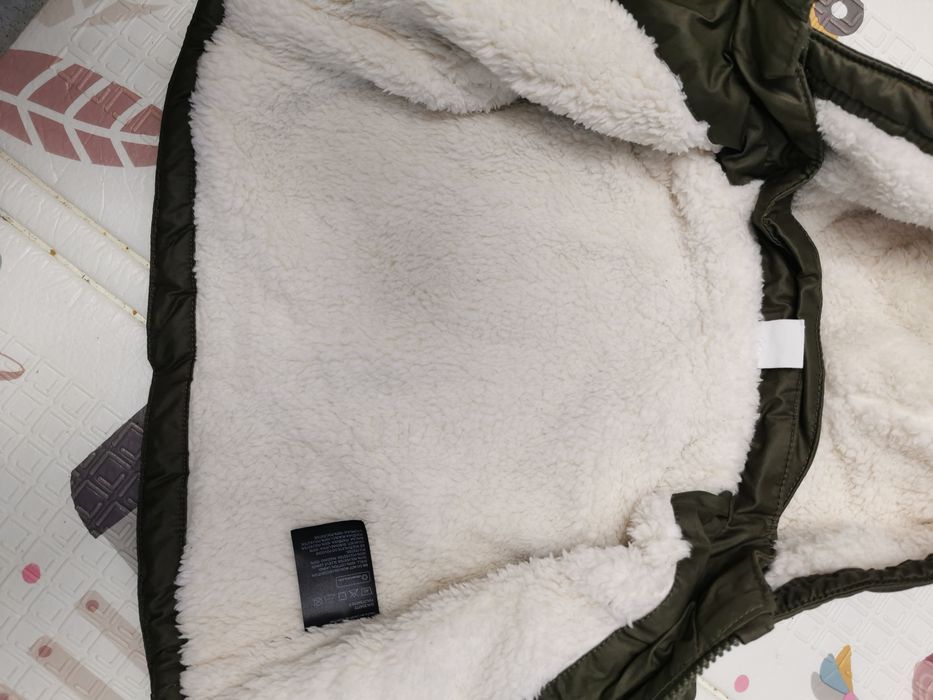 Śliczna kurtka zimowa H&M r. 68 i czapka