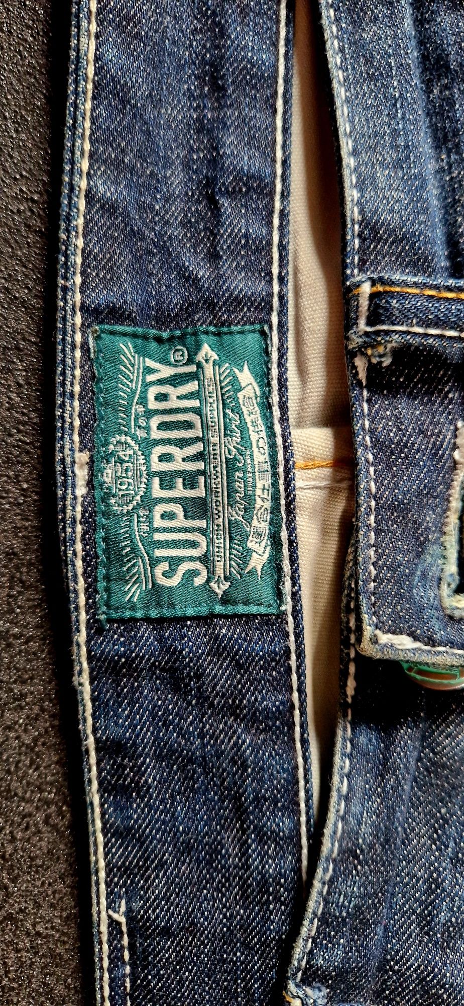 Męskie spodnie Superdry