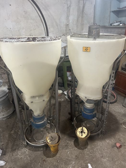 Кормушки для свиней , турбомат бу під ремонт