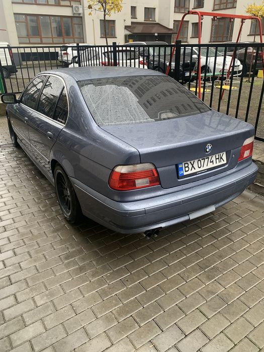 Bmw E39 не фарбована