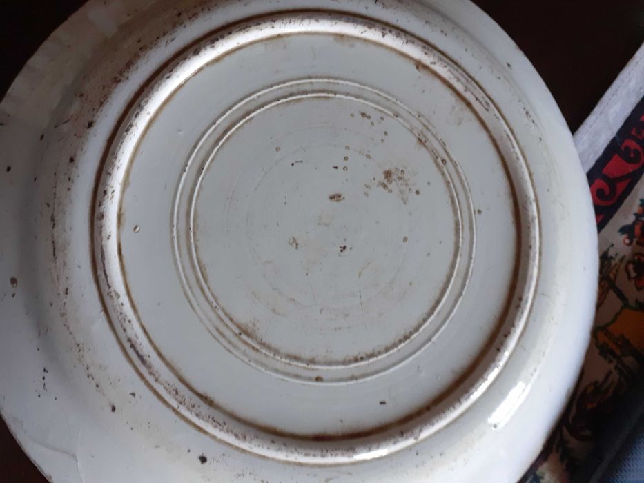 Pratos e travessa antiga