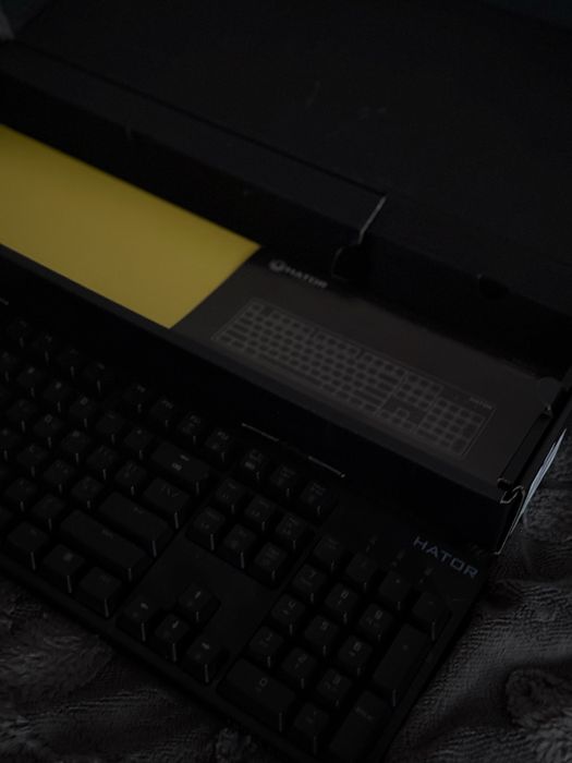 Продам клавиатуру hator а идеальном состоянии