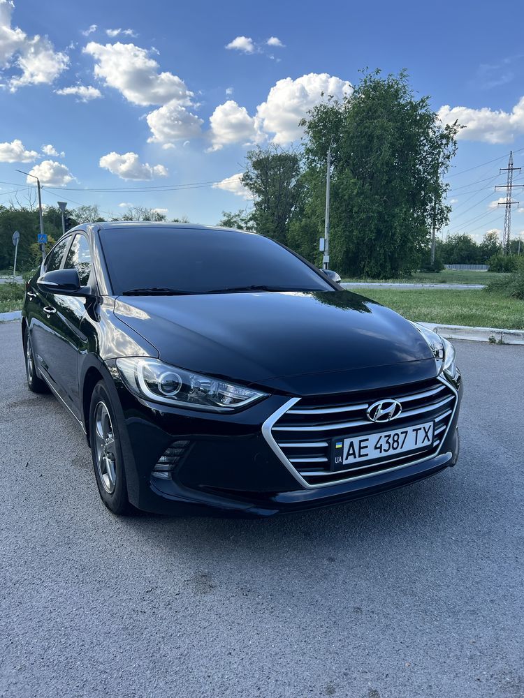 Hyundai Avante 2016 1.6 diesel Avtomat