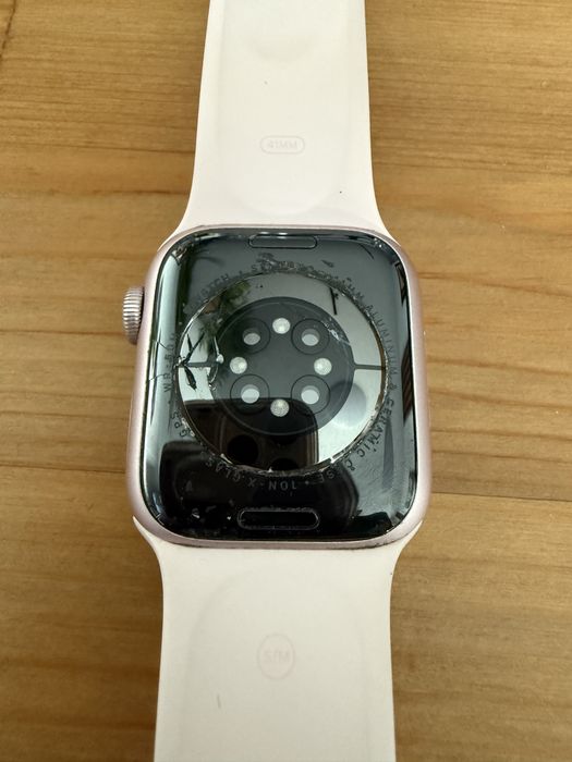 Apple Watch Series 9 41mm GPS – uszkodzony, w pełni sprawny