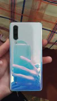 Телефон Huawei p30