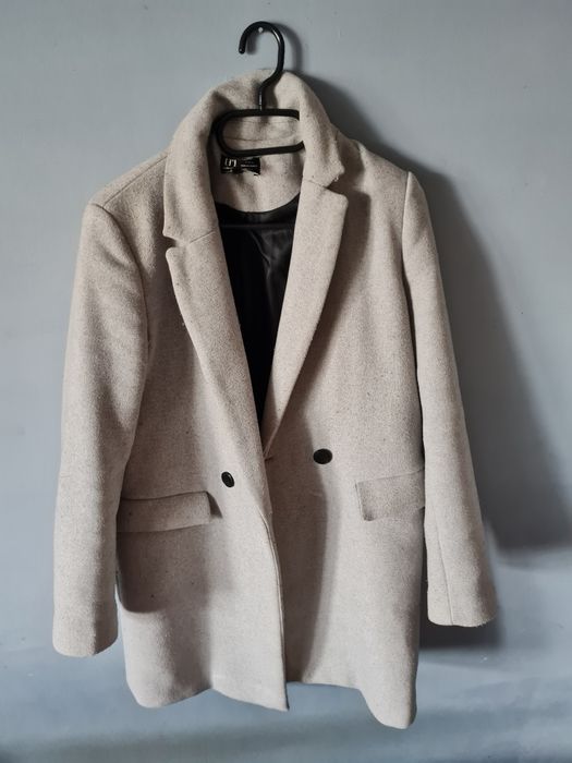 Zimowy płaszcz zara