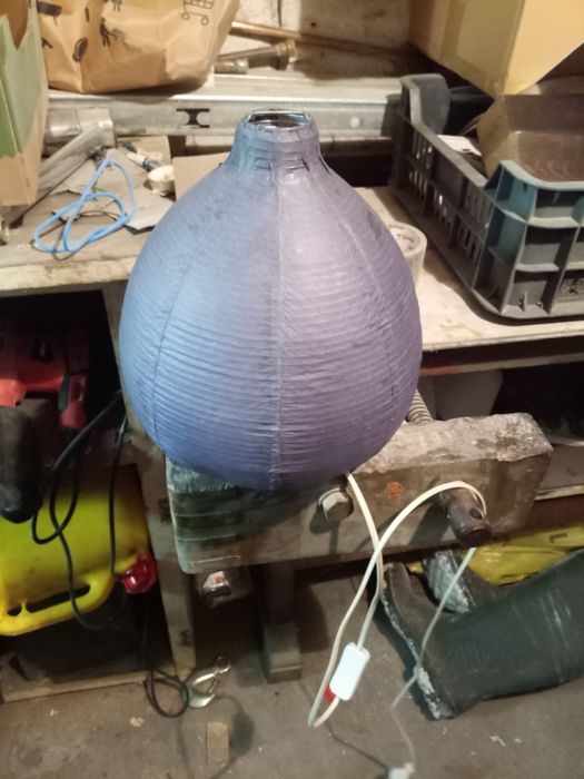 Lampa papierowa stojąca