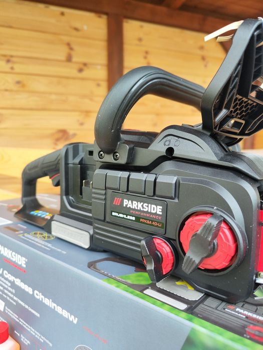 Акумуляторна ланцюгова пила Parkside PERFORMANCE PPKSA 40-Li B2