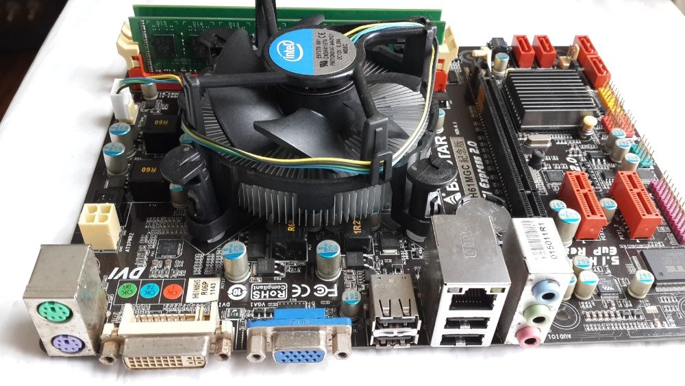 Комплект Материнка LGA 1155 + i3-3220 3.3GHz +DDR3 8Gb