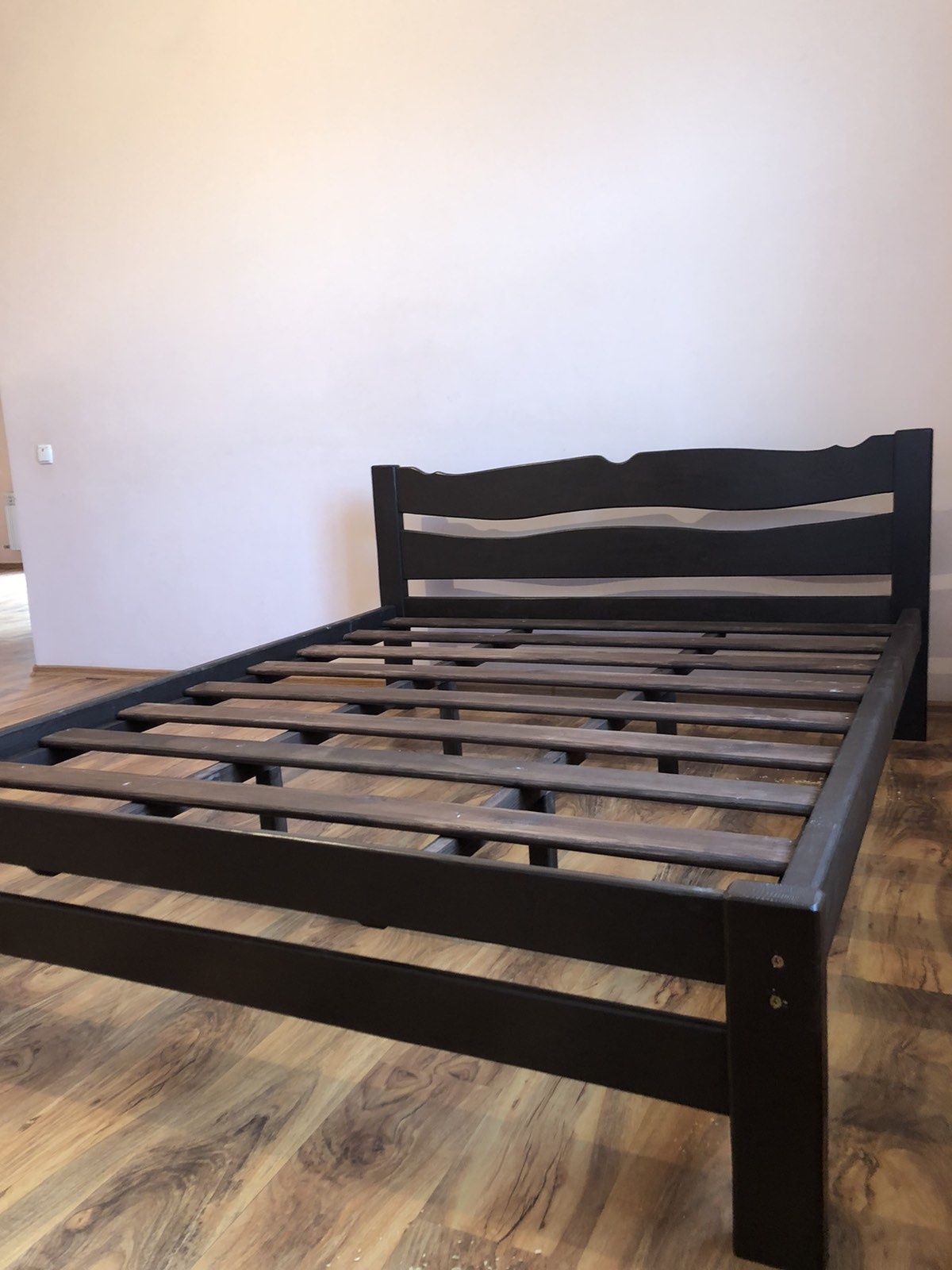 Изготовим  деревянную  двухспальную  кровать