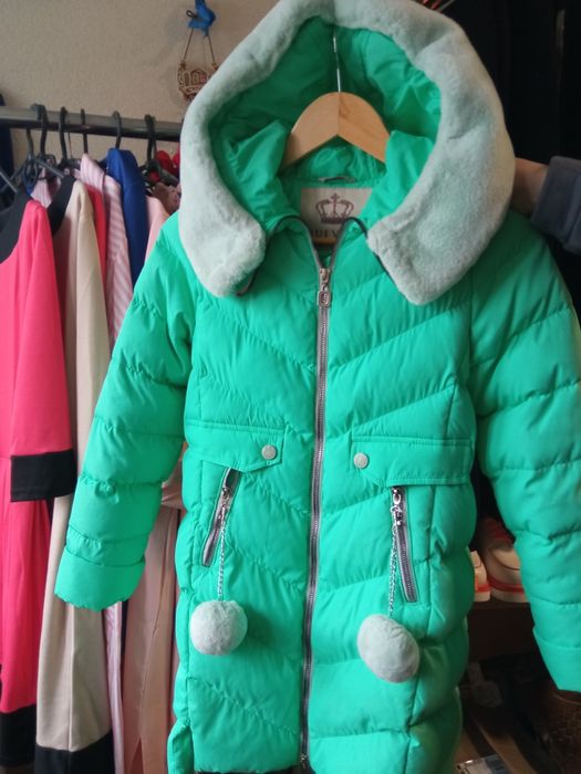 Продам теплу курточку