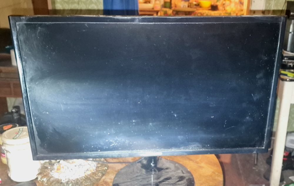Monitor Samsung w stanie takim jak widać