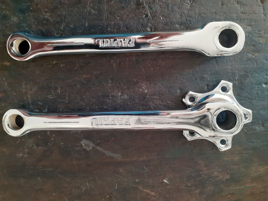 Crenques Fapril e Ciclo Fapril de bicicleta novos.