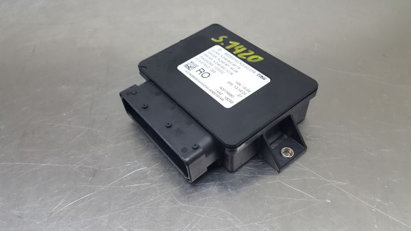 Módulo do travão auto / parque MERCEDES-BENZ CLA Coupé (C117)