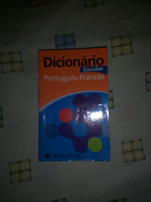 Dicionário Português-Francês