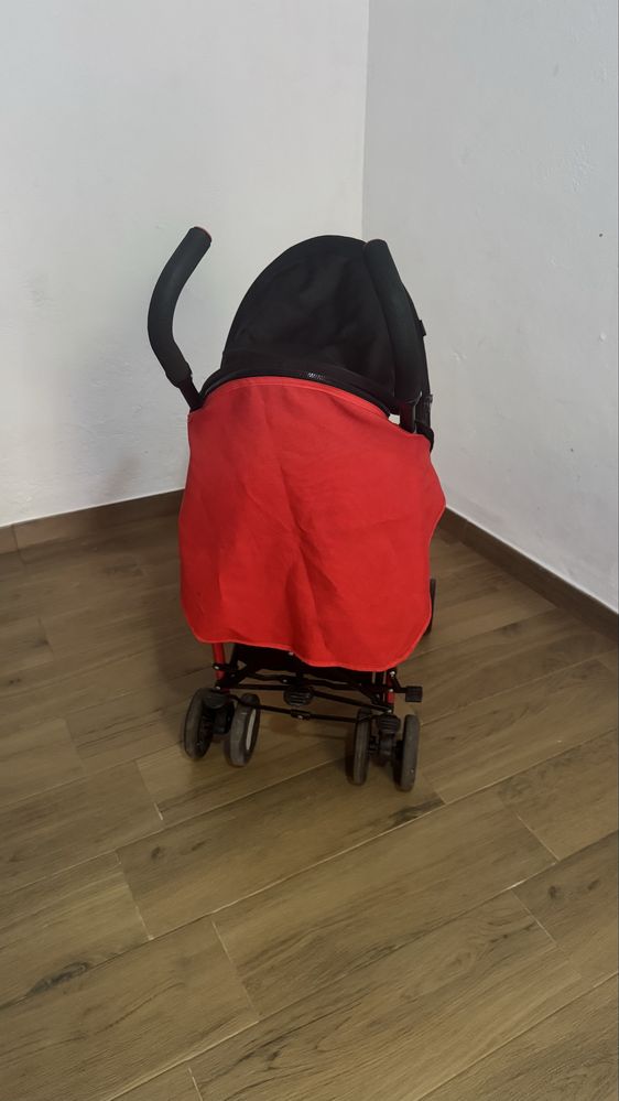 Carrinho de Bebê Chicco Echo Vermelho – 50€