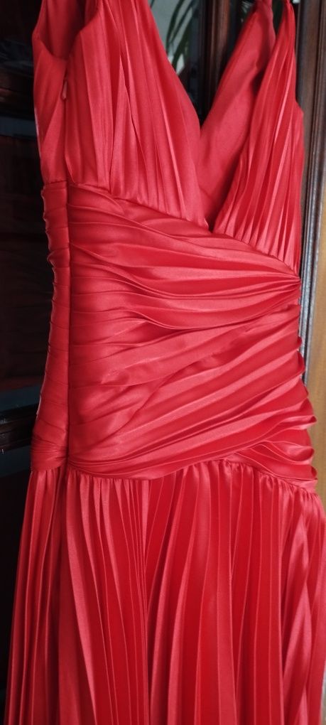 Vestido de cerimónia vermelho