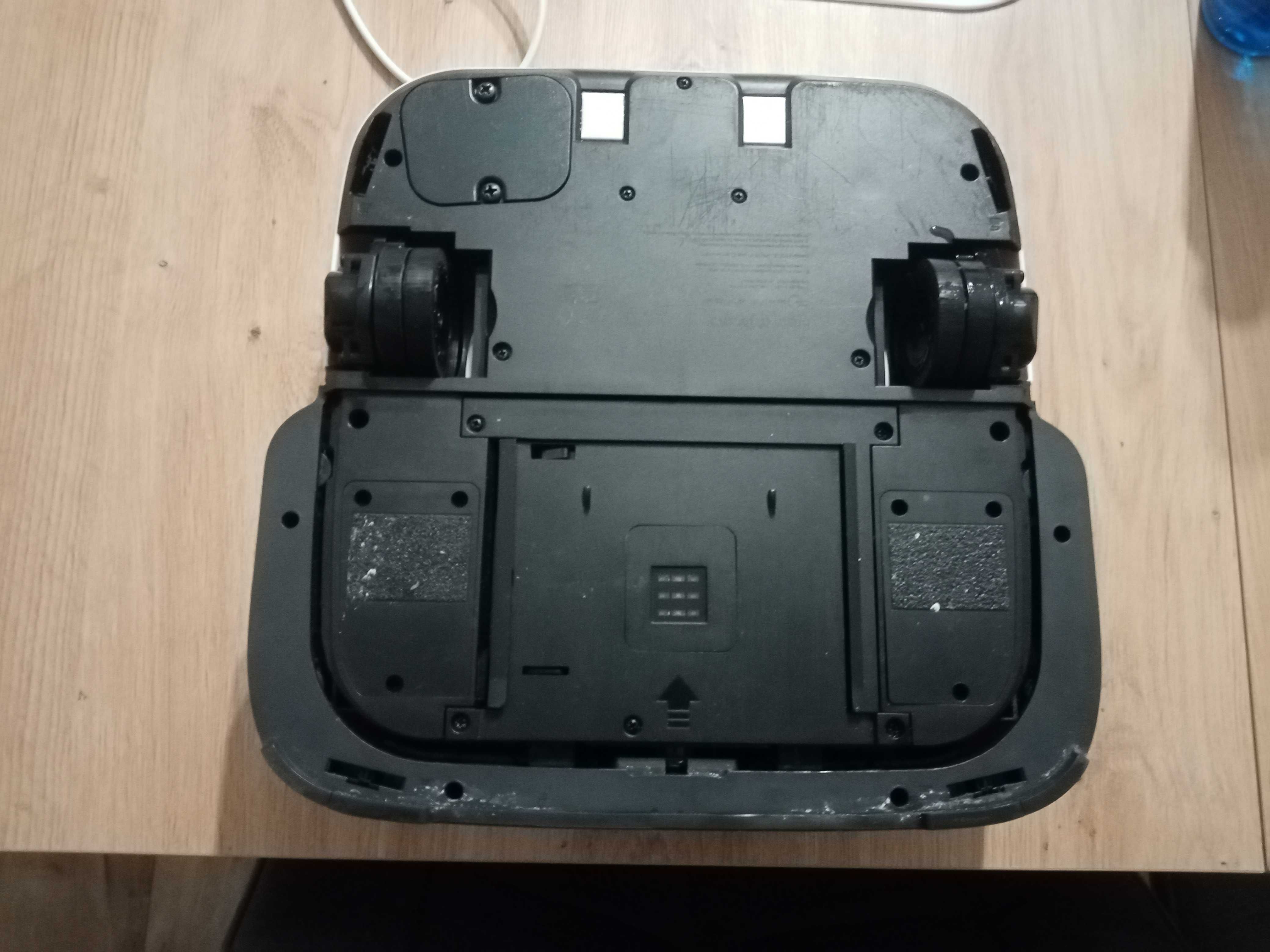 Robot Sprzątający Mopujący iRobot Braava Jet m6