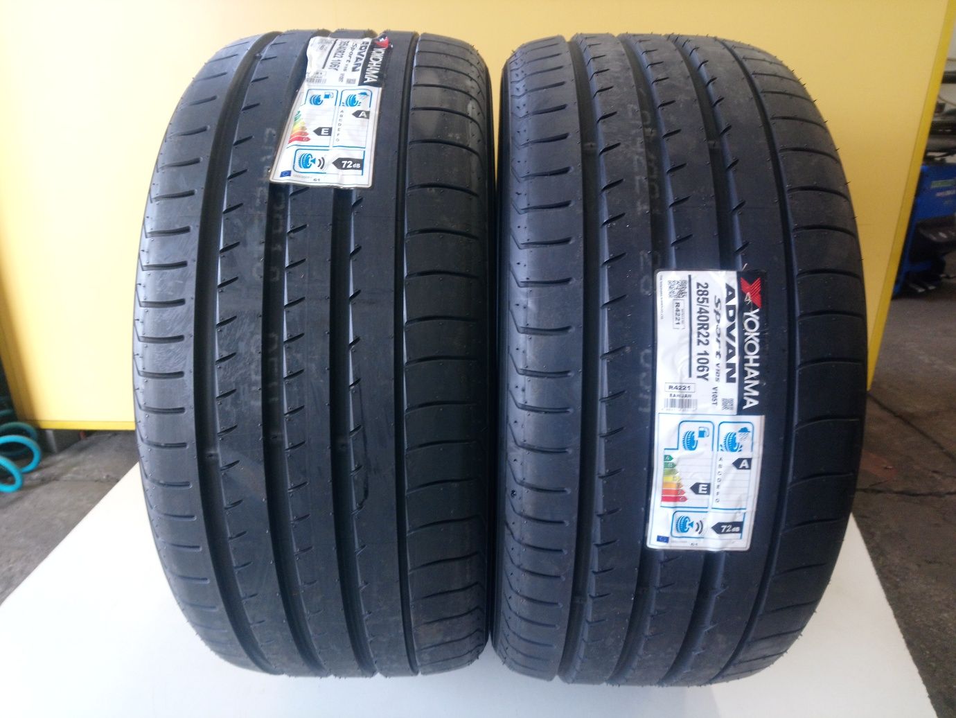 Opony NOWE letnie 285/40R22 Yokohama Advan Sport V 105