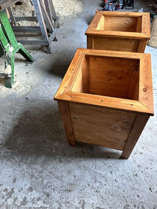 Sprzedam dwie donice