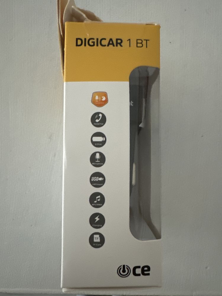 Transmiter samochodowy Digicar 1 BT TechniSat