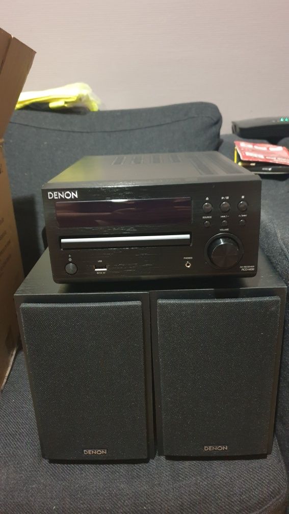 CD-ресивер Denon RCD-M39