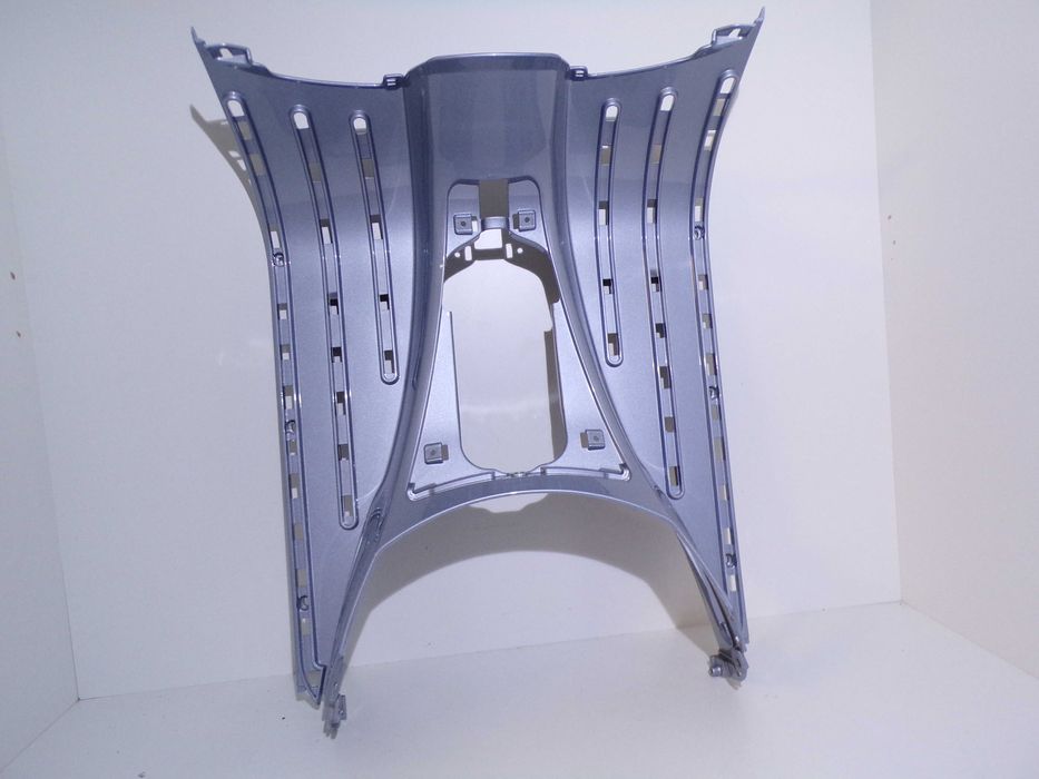 Nowa Podłoga Vespa GTS 125/300cc kolor Model 14-22r.