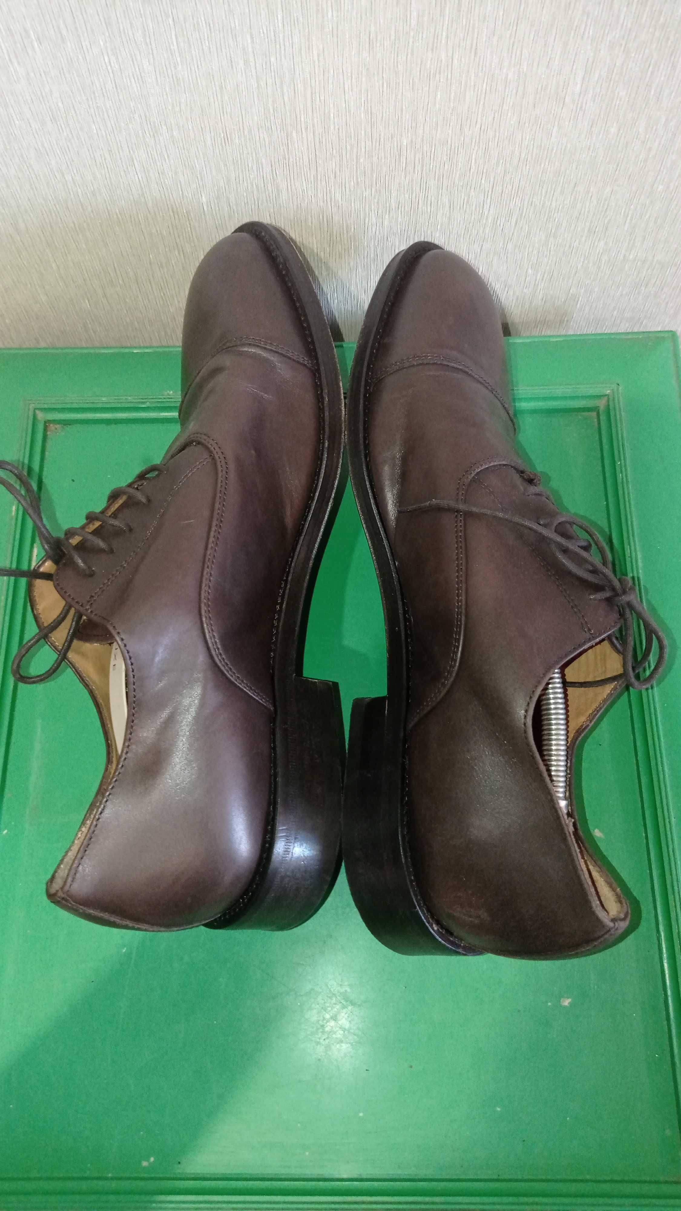 Кожаные туфли фирмы Society 44 размера