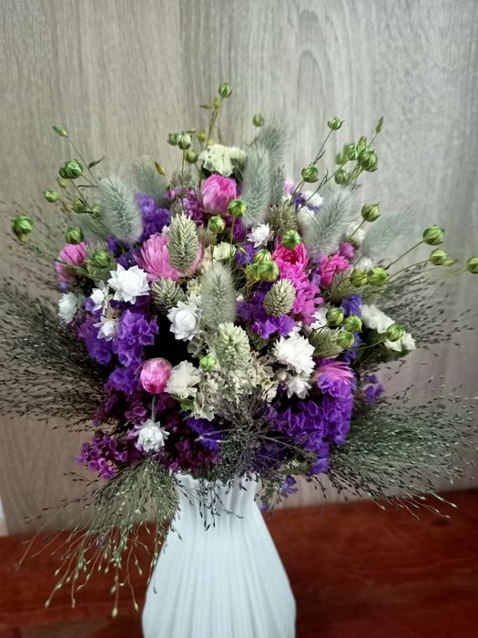 Букети сухоцвітів. Букет з кермеку.