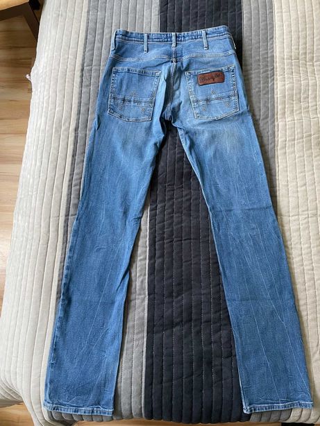 Sprzedam tanio jeansy Wrangler (29x34)-możliwy odbiór osobisty Sopot