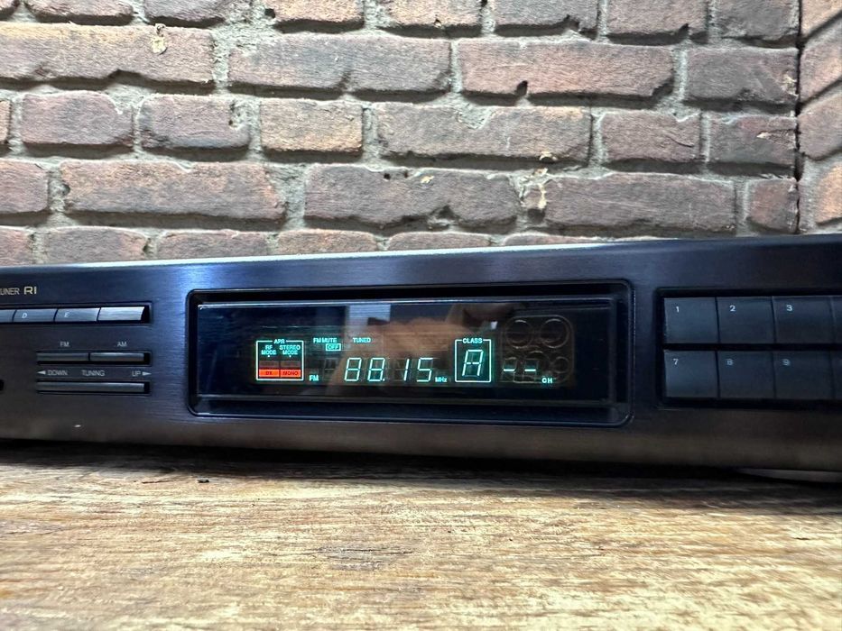 Tuner radiowy Onkyo T 4930