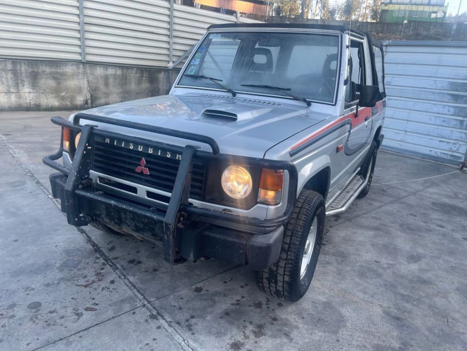 MITSUBISHI PAGERO MK1 2.5 TD CABRIO PARA PEÇAS