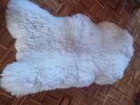Skórka owcza nowa długość ok. 120 cm