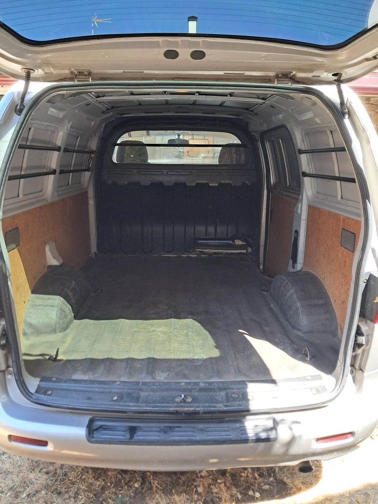 Hyundai H1 2003 2.5turbo