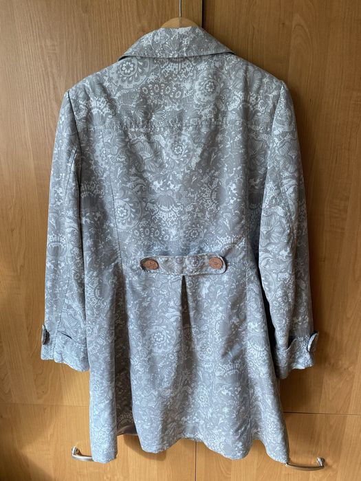 Elegancki płaszczyk we wzory – Per Una – rozmiar 18 (44–46)