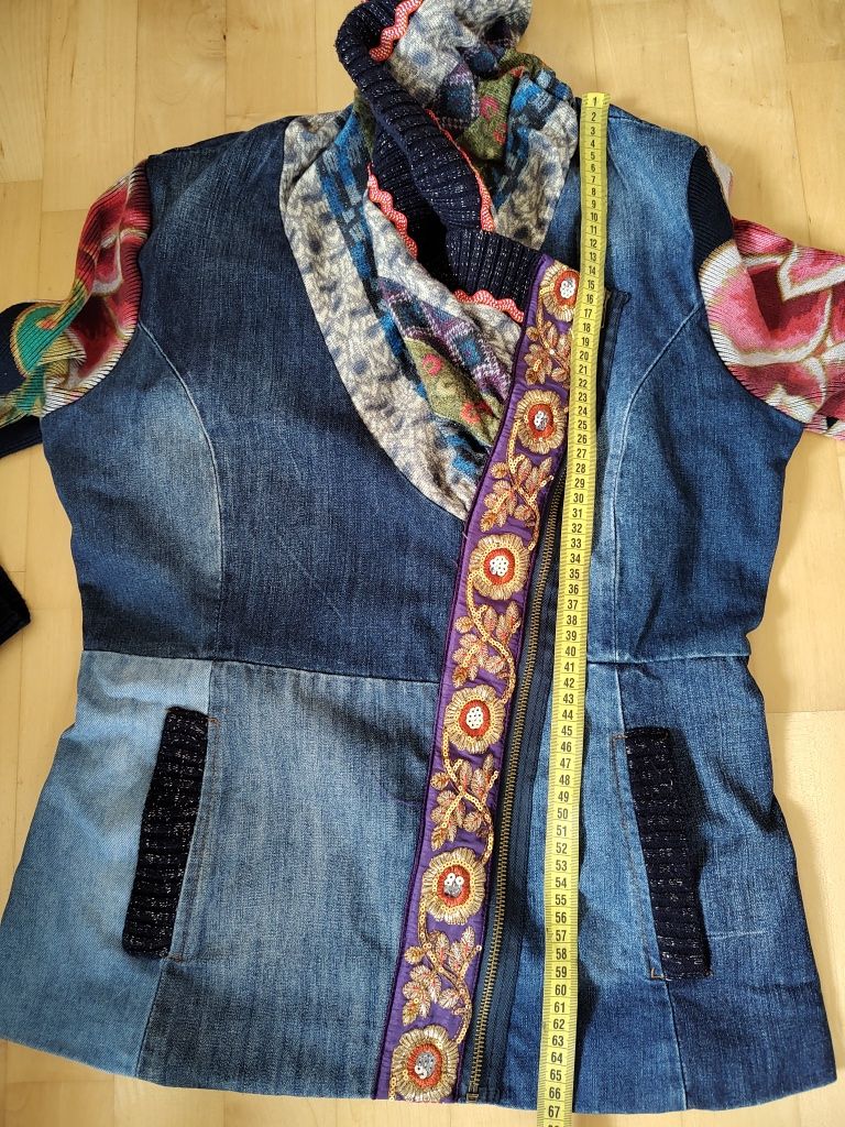 Jeansowa kurtka Desigual - r.42