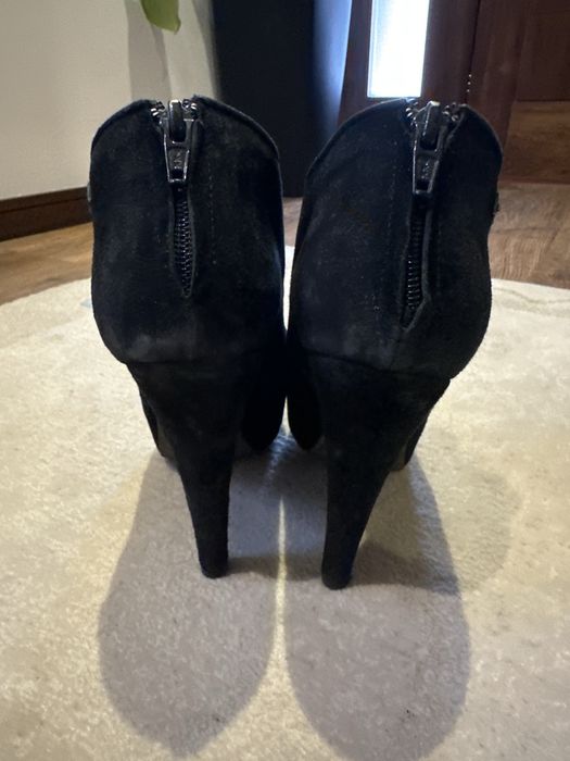 Botim camurça preto