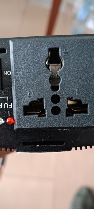 Перетворювач напруги