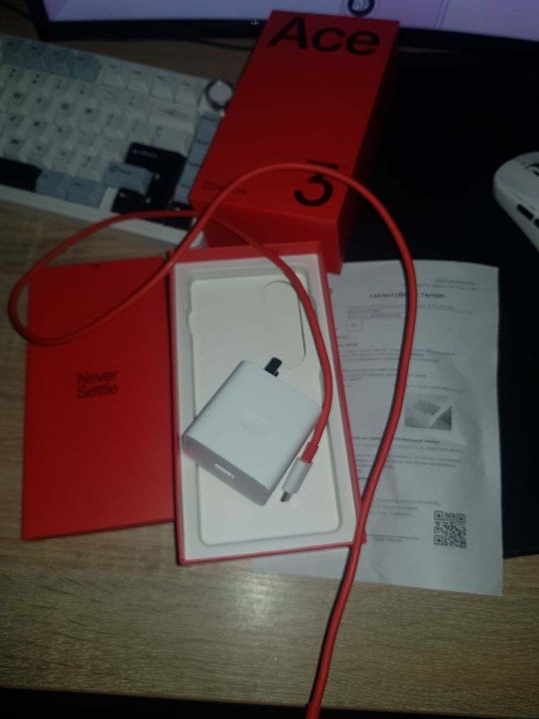 OnePlus Ace 3v 12/512, с гарантією
