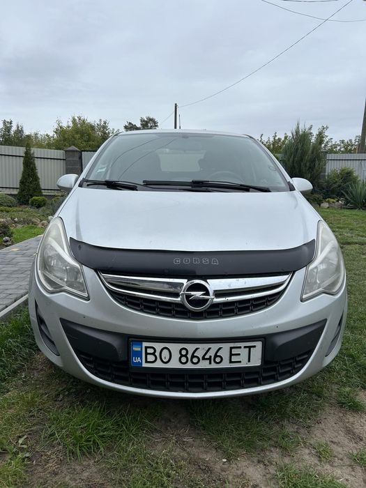 Opel corsa 2011 1.3 turbo dizel