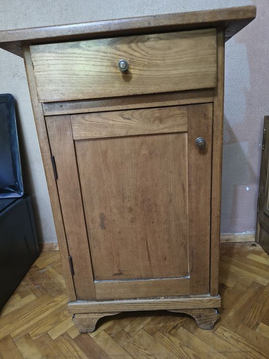 Sprzedam szafę małą