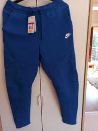 (roz. L- Duże) Nike Sportswear Tech Fleece DV0538,-480 Niebieskie
