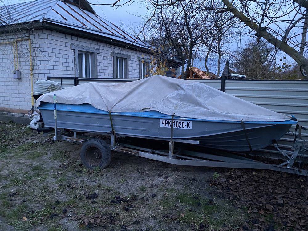 Казанка 5 М мотор 40 меркурі