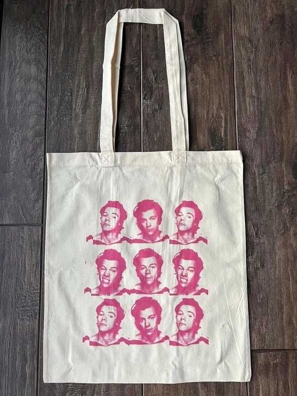 Nowa torba harry styles beige pink tote bag