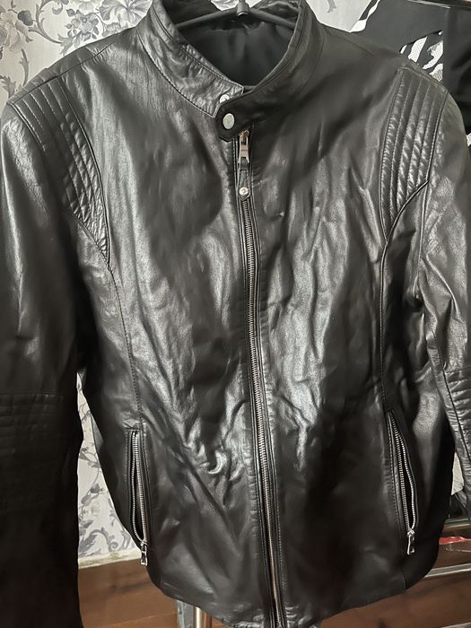 Чоловіча шкіряна куртка,натуральна шкіра